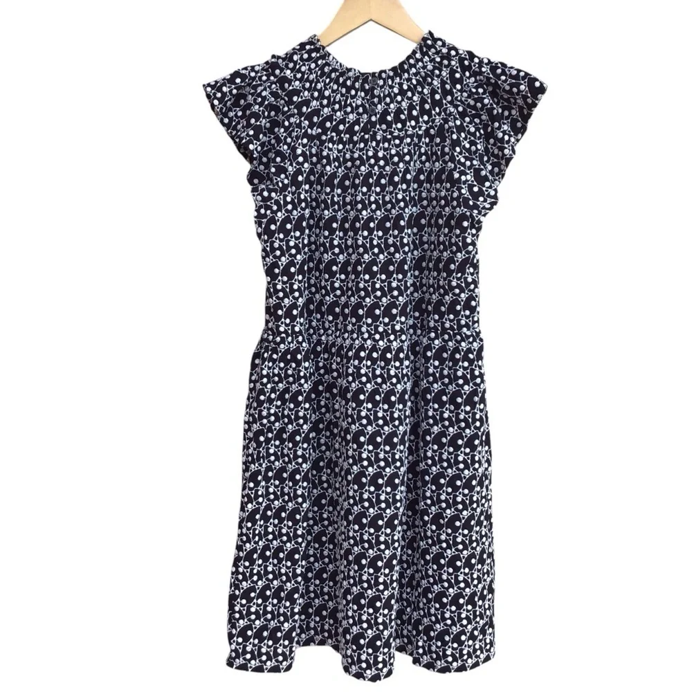 Loft Black White Eyelet Smocked Yoke Cap Sleeve Swing Dress Size SP NEW - Picture 4 of 11
